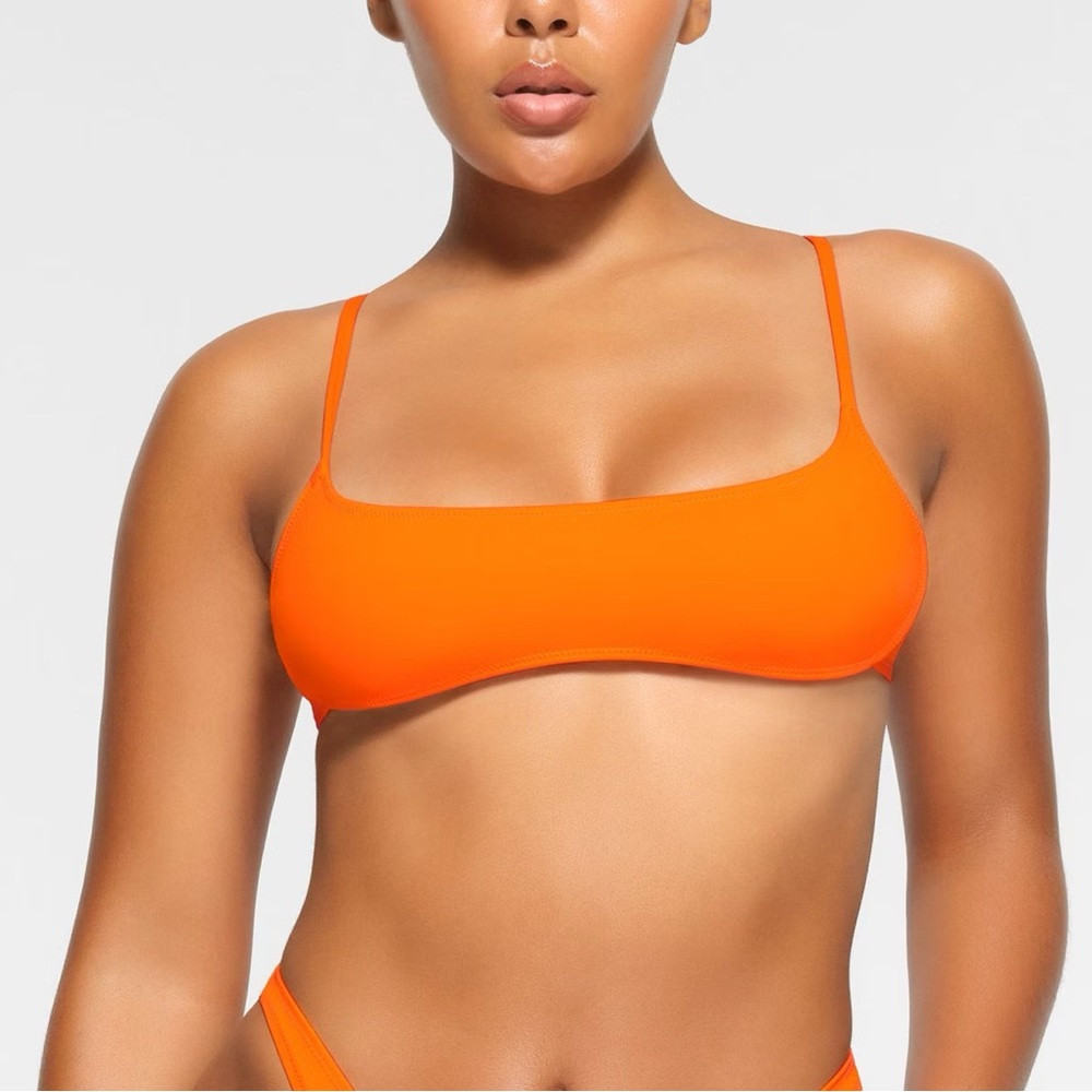 SKIMS micro scoop bikini top